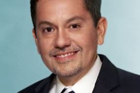 Dr. Mauricio J. Castellon in Melbourne