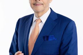 Dr. Richard Swift, MD: Plastic Surgeon NYC, Buccal Fat Removal, Deep Plane Facelift and Chin Liposuction in Manhattan