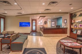 English Dermatology Ahwatukee in Chandler