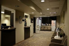 Illinois Dermatology Institute - Chicago Lakeview, IL in Chicago