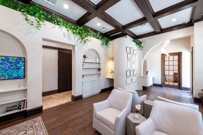 Ivy Dermatology & Surgery Clinic in Arlington