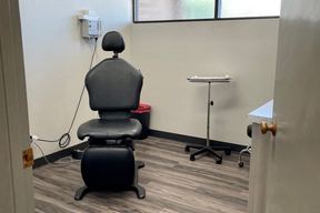 Jessica Rosenblum, PA-C ; Physician Assistant in Gilbert