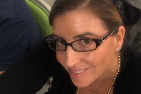 Natalie Driessen, MD in Palm Desert