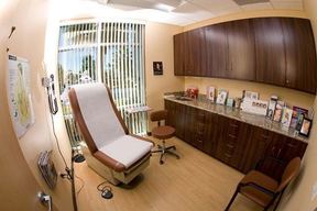 OC MedDerm in Irvine