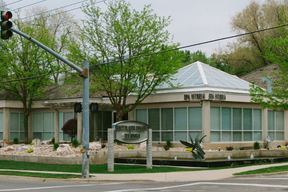 Saltz Plastic Surgery & Saltz Spa Vitoria in Salt Lake City