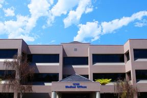 Salvatore J Pacella, MD MBA FACS Plastic, Reconstructive & Cosmetic Surgery in San Diego
