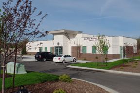 Singhal Plastic Surgery, P.C. in Kansas City