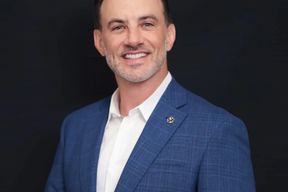 Top Plastic Surgeon San Diego: Dr. Daniel Brown in La Jolla