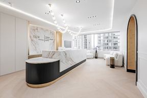 Toronto Plastic Surgery Center: Dr. Asif Pirani / Breast Augmentation / Facelift / Tummy Tuck / Botox / Eyelid Surgery in Mississauga