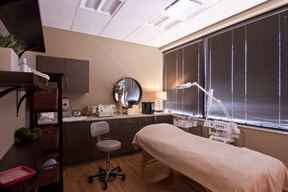 Westfield Plastic Surgery Center in Omaha