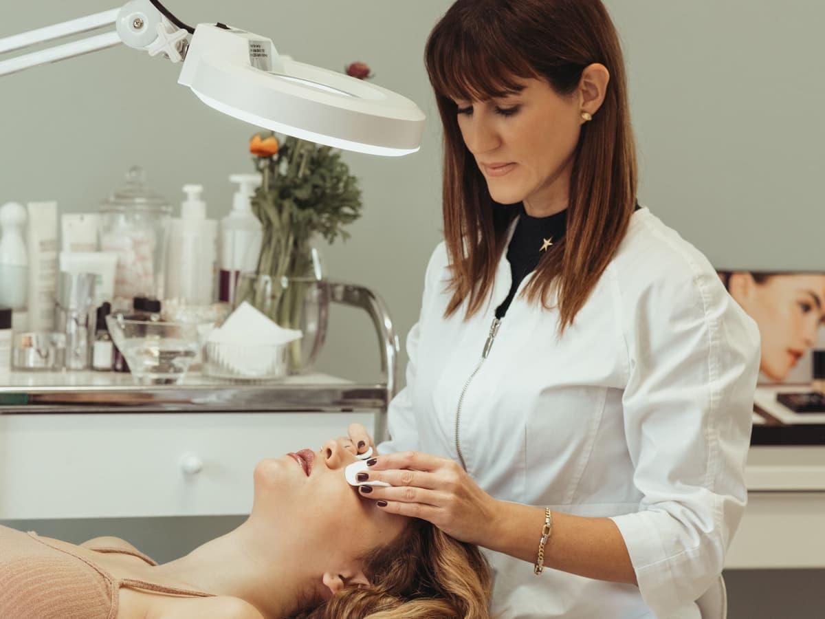 Dermaplaning